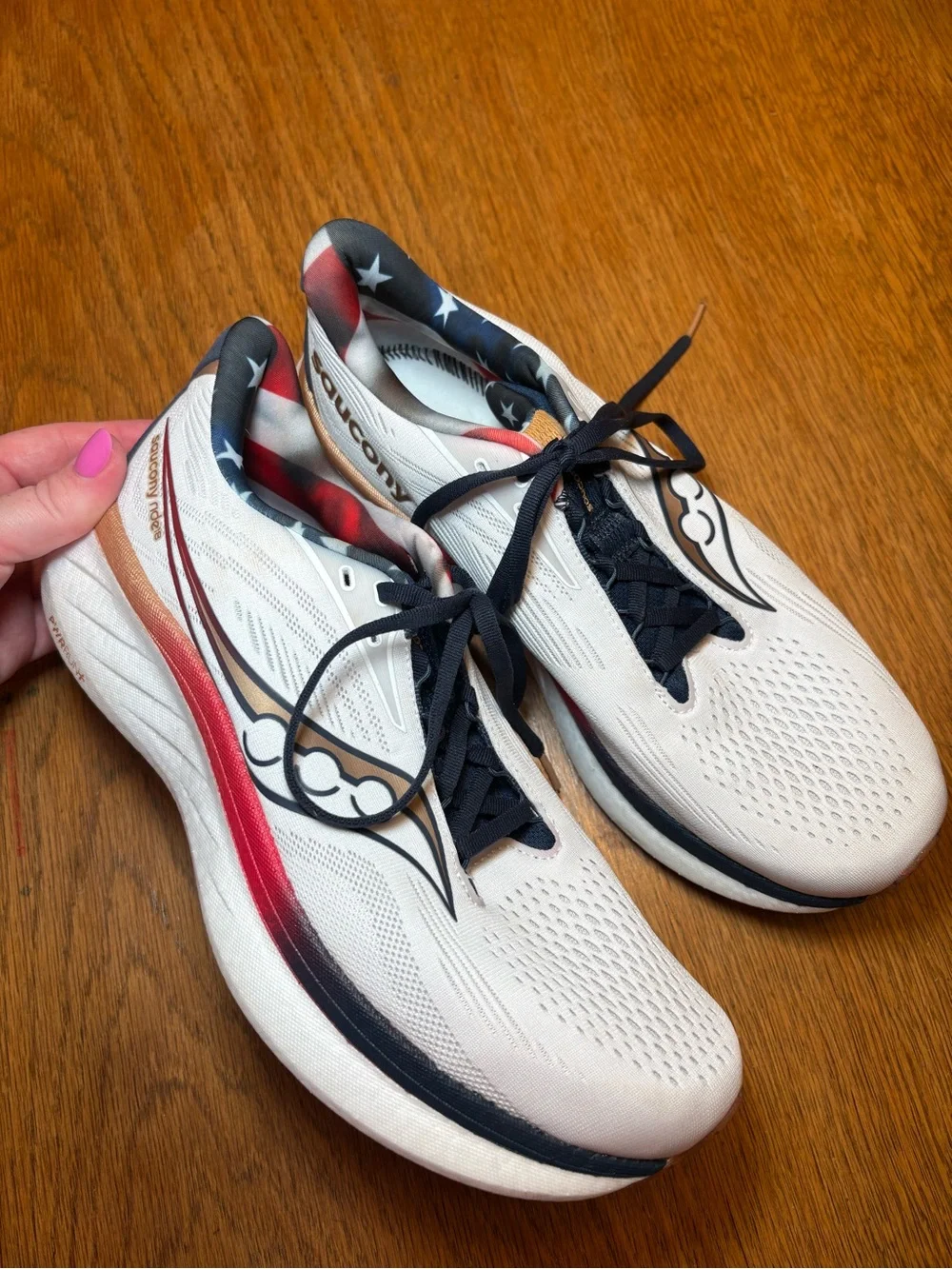 Saucony Ride 18 American Flag 4th of July Running Shoes Men’s 9